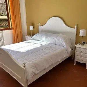 Apartment Borgo San Jacopo 8 Florence